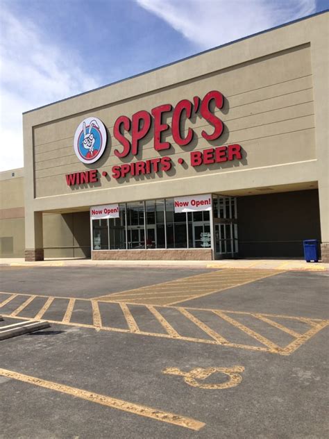 nearest spec's liquor store